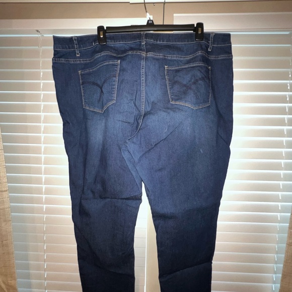 CJ Banks Jeans - Picture 2 of 3